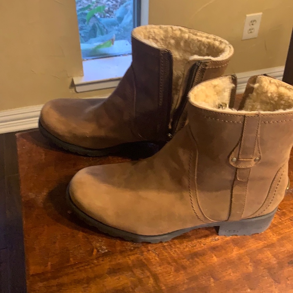 UGG Boots Fully Sherpa Lined